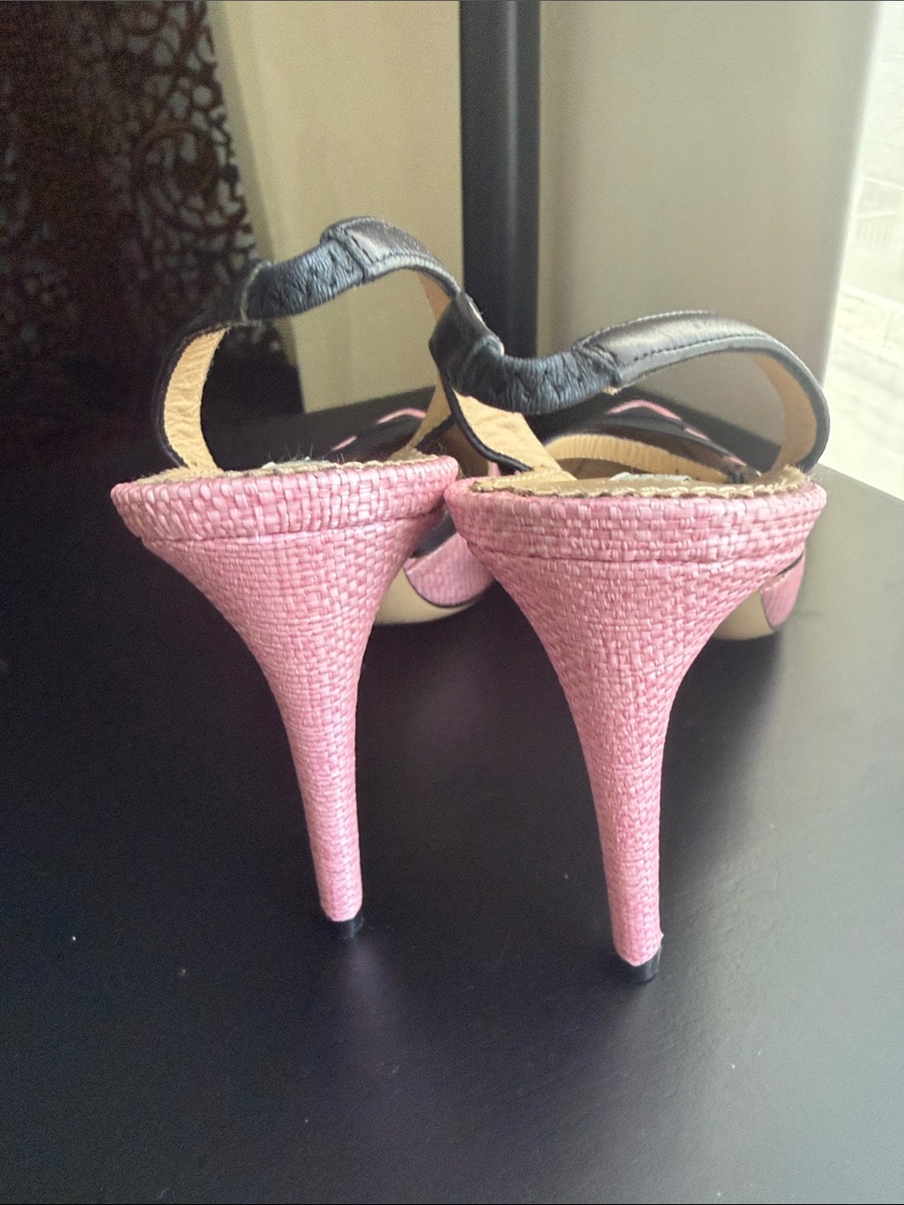 Pink Pointed Slingback Heels with Black Trim - Picture 4 of 6